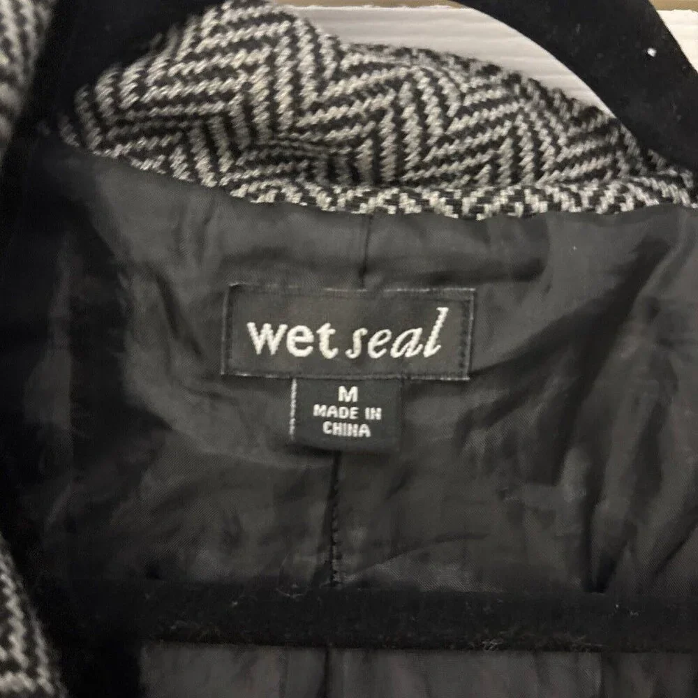 Wet Seal Womens Jacket Cropped Brown embroidered 2 buttons30% wool Size M - Picture 6 of 8